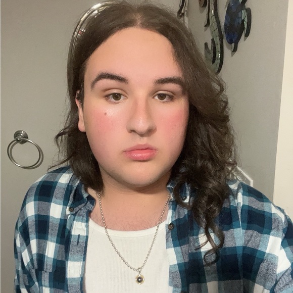 Meet your Posher, Sam - Picture 1 of 1